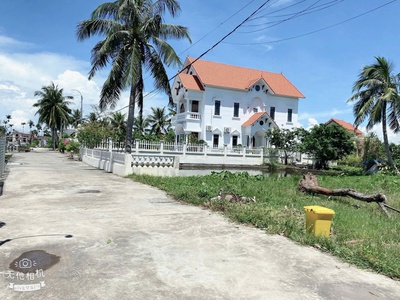 Bán lô đất 88,9 full thổ cư ngang 5,2m, lưu không thêm 20m đằng sau thuộc thôn thái lai tân 2