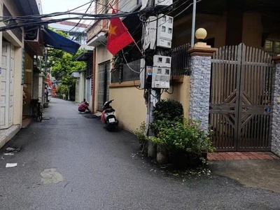 Bán đất tặng nhà cấp 4 tại yên bình - hà đông 44m2, mt 4.3m, giá 3.85 tỷ - ngõ oto - nở hậu - 2