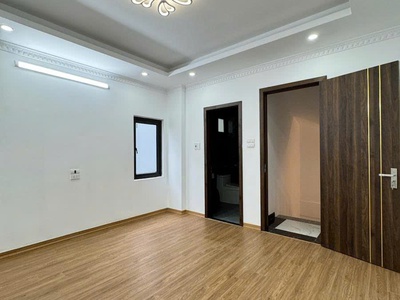 Bán nhà nguyễn văn linh 30m 5 tầng lô góc ô tô hơn 7 tỷ 1