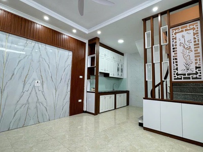 Bán nhà nguyễn văn linh 30m 5 tầng lô góc ô tô hơn 7 tỷ 0