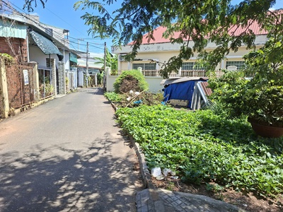 Mình lên lại lô 156m hòa long. 50 thổ. sổ hồng sẵn. khu đối diện cổng chính chợ. 0