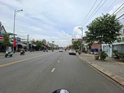 Mình lên lại lô 156m hòa long. 50 thổ. sổ hồng sẵn. khu đối diện cổng chính chợ. 2