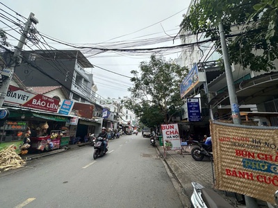 Bán nhà mt lê thị chợ quận 7 diện tích 5x24m, 2 tầng, đang kinh doanh chdv 1