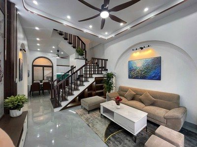 Bán nhà 3 tầng ngõ phố Cầu Cốn, ph Hải Dương, Tây Hải Phòng, 40m2, 3 ngủ, 2 vs, chỉ 2.48 tỷ 2