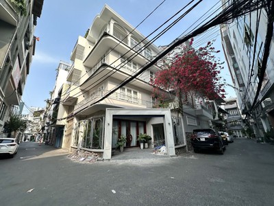 Bán đất thổ cư Trần Hưng Đạo Q.1 - 46m2 - tiện xây mới - giá 8,3 tỉ 1