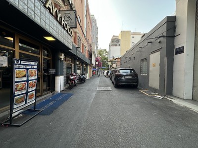 Bán đất thổ cư Trần Hưng Đạo Q.1 - 46m2 - tiện xây mới - giá 8,3 tỉ 2