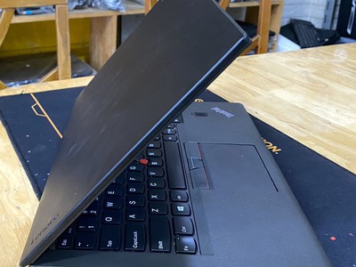 Laptop Lenovo Thinkpad A275 AMD Pro A12-9800B Ram 8GB SSD 128GB VGA Rời Màn 12.5 Inch Máy Đẹp 2