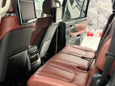 Bán Lexus LX570 nhập Mỹ, sản xuất 2018, lăn bánh chưa đầy 4 vạn, 7
