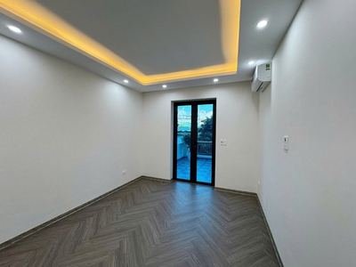 Chính Chủ Bán Nhanh Nhà 69m2 4 Tầng Thang Máy Việt Hưng - Đối Diện Chợ Diêm Gỗ, Sổ Đỏ Sẵn Sàng 6