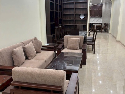 Cần bán 79,1m2 nhà 6 tầng, thang máy, vỉa hè siêu rộng 10m đầu phố Ngô Gia Tự, Việt Hưng 2