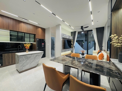 Bán nhà yersin gần hồ xuân hương kinh doanh được chỉ 14 tỷ 0