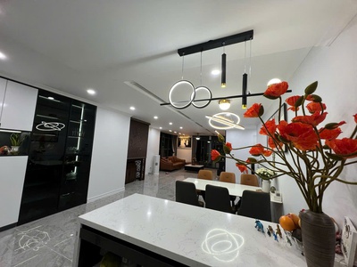 Đẹp tốt Chung cư Thiên Nhiên Kỷ Hà Đông 62m2, 2 ngủ, 2vs, nội thất vip nhỉnh 5.x tỷ 0