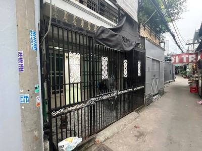 Bán nhà mặt hẻm đường Huỳnh Tấn Phát, 1 trệt, 1 lầu, 50m2, giá chỉ 2,79 tỷ. 0
