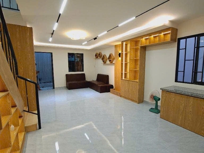 Nhà 2 tầng 50m2, lô góc   bờ bao tân thắng tân phú 2