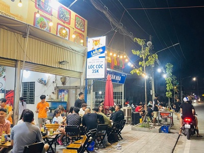 Cần sang quán nhậu mặt tiền đường tầm vu do có việc cá nhân ở sài gòn không có người quản lý quán 0