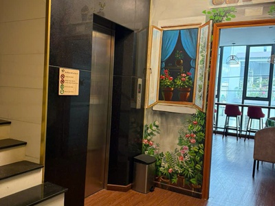 Chỉ 10.5 tỷ nhà 6 tầng, thang máy mặt tiền đường số 8, bhha ngay lê văn quới 2