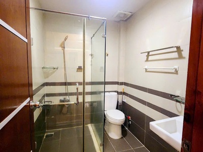 Nhà 5 10m 2 lầu/st hẻm 125 nguyễn thị tần p1q8 3