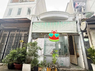 Nhà trệt lửng siêu đẹp hẻm nhựa xe hơi 5m, gần chợ hạt điều. huỳnh thị hai, tân chánh hiệp, q12 1