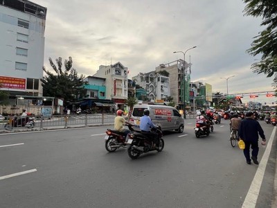 Bán nhà hẻm xe hơi dương quảng hàm, gò vấp, 56m , 5 tầng, gần đh văn lang, giá 7.45 tỷ tl 1