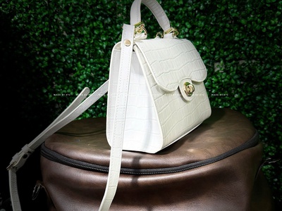 SẢN XUẤT ĐỒ DA CHẤT LƯỢNG CAO hàng luôn đầy kho, bạn nào cần sỉ ib liền 4