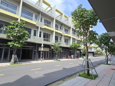 Bcons uni valley khu nhà phố compound cao cấp liền kề metro, làng đh thủ đức, với 20 - 1.4 tỷ nhận 2