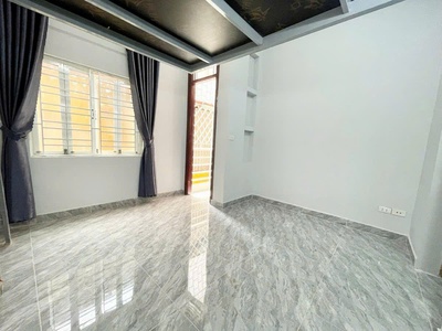 bán nhà ngã tư sở láng ccmn 10 phòng khép kín dòng tiền 40tr/tháng lô góc 2 mặt thoáng 2