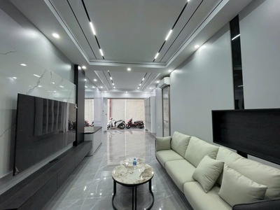 Siêu phẩm hoàng như tiếp 6 tầng thang máy ô tô đỗ cửa full nội thất 12,9 tỷ cách 1 2