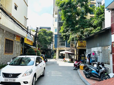 Hiếm nhà,mặt phố phú diễn, oto tránh, dt 50mx5t,mt 5m.nhỉnh 7ty 2