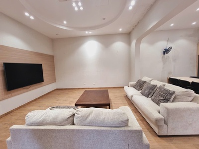 Biệt thự đẹp ngọc thụy 313m mt 14m 4 tầng giá 47.5 tỷ vị trí cực đẹp: ngõ ô tô 2