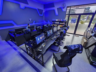 Chính chủ cần sang nhượng quán game tại 393 trần phú cao xanh hạ long quảng ninh. 0