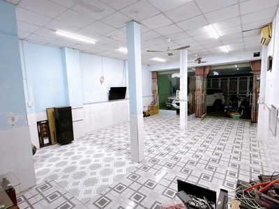 Bán  mặt tiền kinh doanh   dtcn 100m   6 17    2 tầng   xe hơi ngủ   ngay chợ gò xoài   giá chỉ 8.3 1