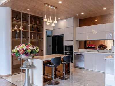 Căn hộ penthouse vinhome central park bình thạnh 166m2 giá 25,5 tỷ, sổ đỏ, tiện nghi đầy đủ, vị trí 2