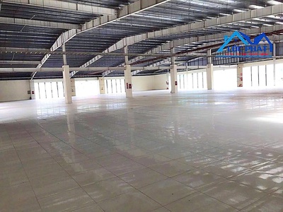 Cho thuê showroom 2200m2 tp biên hòa, đồng nai giá 250t 0