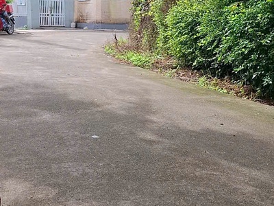 Bán đất đẹp xã diên phước huyện diên khánh diện tích : 100m2 ngang 5,5m giá 800 tr số chứng 1