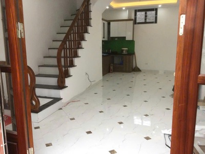 Chính chủ cho thuê nhà 4 tầng tại thôn yên lũng, cách đại lộ thăng long 400m 1