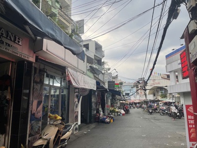 Giảm sốc 400 tr - phú nhuận - đất xây nhà mới - oto đõ cửa - hẻm 5m - trần hữu trang - 9.7 tỷ - tl 3