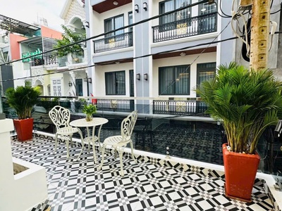 Bán nhà mới xe hơi ngủ nhà 4 tầng 4 phòng ngủ 2