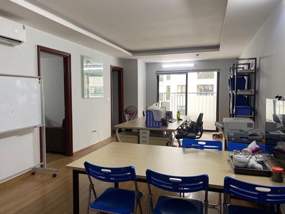 Cho thuê căn hộ chung cư 219 trung kính, 70m, 2 PN, PK rộng. giá 14 triệu 4