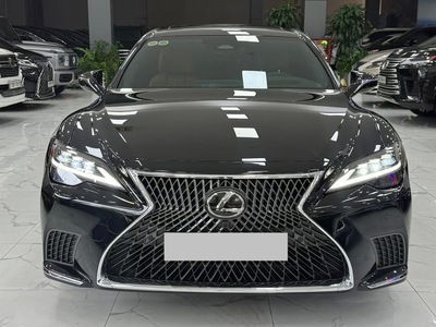 Bán Lexus LS500h sản xuất 2025 siêu lướt 600 Km, mới 99,99. 0