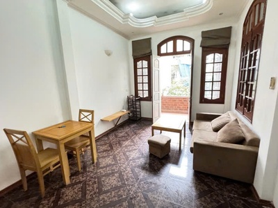 Cho thuê Căn hộ dịch vụ tại Ngõ 105 Thụy Khuê Tây Hồ. Ban công View cực thoáng. Chỉ 7tr 1