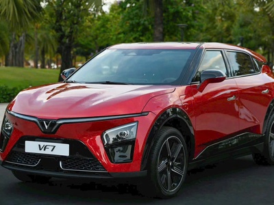 Ưu đãi sập sàn tháng 11 vf7, vf7 plus giảm cực mạnh 2