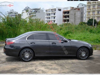 Mercedes  C200 avantgarde model  2023 1