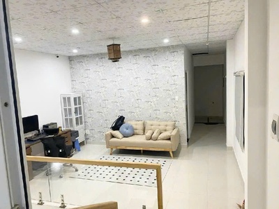  Nhà 2 tầng đẹp Full nội thất - Kiệt Oto Chế Lan Viên - Sát biển Mỹ Khê  4