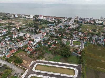 Đất biển trung tâm khu du du lịch hải tiến mà giá chỉ có hơn 700 triệu 2