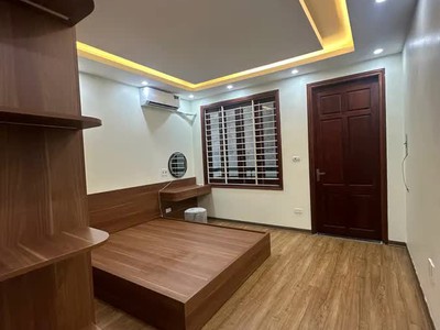 Bán nhà 5 tầng đẹp ô to đỗ cửa full nội thất phố ngọc thụy 35m2 x 8.2 tỷ long biên hà nội. 2