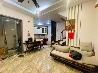 Bán nhà ngõ trần duy hưng, cầu giấy, 35m2 x 4 tầng, 3pn, sđcc, 14.3 tỷ 1