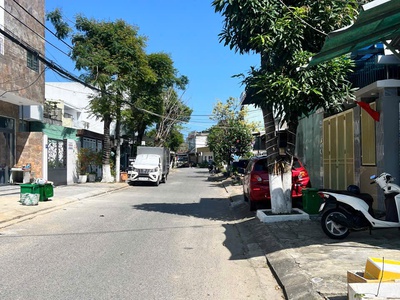 Giá tốt: bán lô đất dt: 100m2, mặt tiền đường bùi vịnh, p.hòa thọ đông, q.cẩm lệ, đà nẵng 0