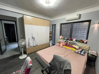 Bán nhà ngọc thụy 4 tầng ô tô đỗ cửa,54 m2 mặt tiền  4.5m x 10.8 tỷ long biên hà nội. 3