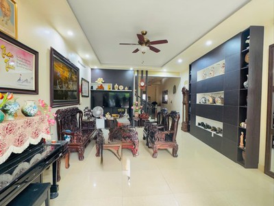 Bán nhà 213m mặt đường trần thành ngọ trung tâm hành chính kiến an, hải phòng vừa ở vừa cho 4