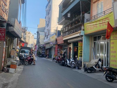 Bán đất tặng nhà 2 tầng - đâị học mỏ - dt46m2 - mt5,5m - giá 8 tỷ - ngõ ô tô thông 1